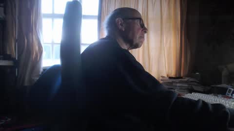 Snapshot of david89853 chatting on 9, 3, 2026 David online show from 9, 3, 2026