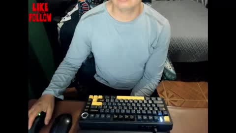 Snapshot of david_2789 chatting on 24, 3, 2026 David online show from 24, 3, 2026