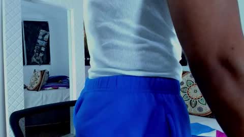 Hey im David that loves to explore and speak their fantasies. Very open talktative and nice. Feel free to chat with me online show from 25, 2, 2026