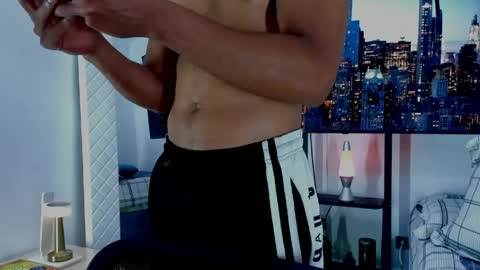Hey im David that loves to explore and speak their fantasies. Very open talktative and nice. Feel free to chat with me online show from 28, 4, 2026