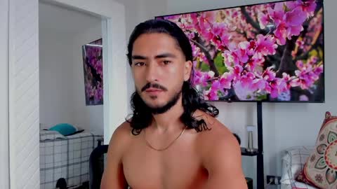 Hey im David that loves to explore and speak their fantasies. Very open talktative and nice. Feel free to chat with me online show from 6, 5, 2026