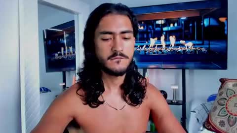 Hey im David that loves to explore and speak their fantasies. Very open talktative and nice. Feel free to chat with me online show from 26, 6, 2026
