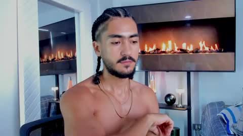 Hey im David that loves to explore and speak their fantasies. Very open talktative and nice. Feel free to chat with me online show from 2, 7, 2026