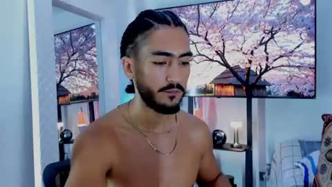 Hey im David that loves to explore and speak their fantasies. Very open talktative and nice. Feel free to chat with me online show from 5, 7, 2026