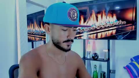 Hey im David that loves to explore and speak their fantasies. Very open talktative and nice. Feel free to chat with me online show from 22, 7, 2026