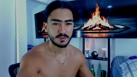 Hey im David that loves to explore and speak their fantasies. Very open talktative and nice. Feel free to chat with me online show from 28, 7, 2026