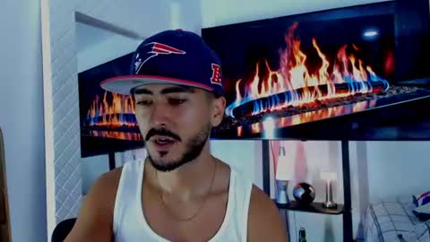 Hey im David that loves to explore and speak their fantasies. Very open talktative and nice. Feel free to chat with me online show from 3, 8, 2026