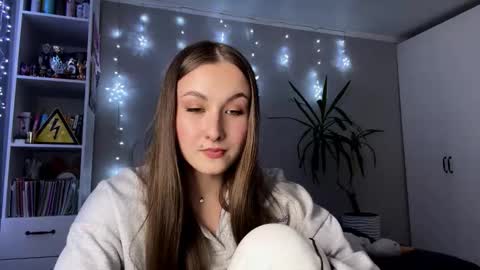 Snapshot of davidagraver chatting on 18, 3, 2026 Sally online show from 18, 3, 2026