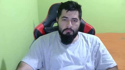 Snapshot of daviddelz chatting on 12, 2, 2025 David online show from 12, 2, 2025