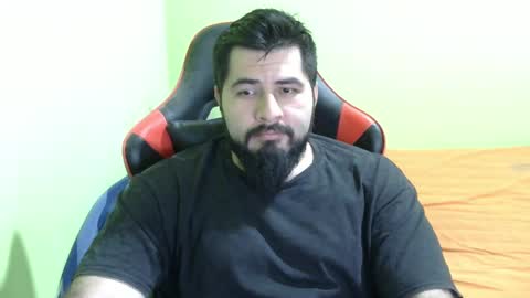 Snapshot of daviddelz chatting on 16, 2, 2025 David online show from 16, 2, 2025