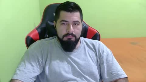 Snapshot of daviddelz chatting on 27, 2, 2025 David online show from 27, 2, 2025