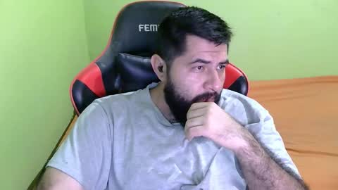 Snapshot of daviddelz chatting on 5, 2, 2026 David online show from 5, 2, 2026