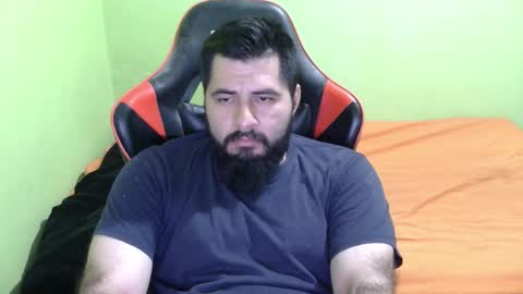 Snapshot of daviddelz chatting on 15, 2, 2026 David online show from 15, 2, 2026