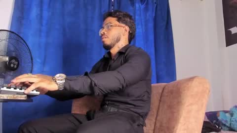 Snapshot of davide_daniels chatting on 2, 10, 2025 Davide online show from 2, 10, 2025