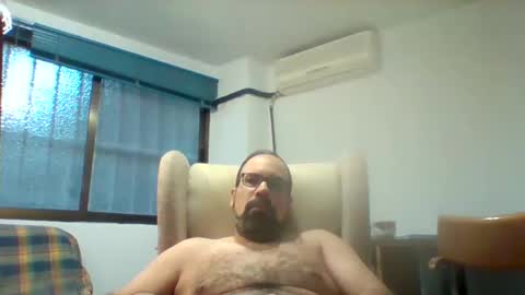 Snapshot of davidmax245 chatting on 1, 2, 2026 davidmax245 online show from 1, 2, 2026