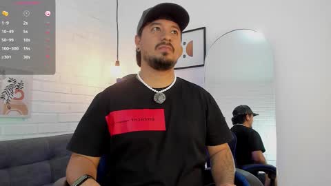 Snapshot of daviidevans chatting on 22, 12, 2025 David Evans online show from 22, 12, 2025