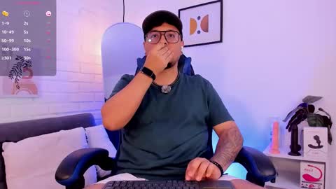 Snapshot of daviidevans chatting on 14, 1, 2026 David Evans online show from 14, 1, 2026