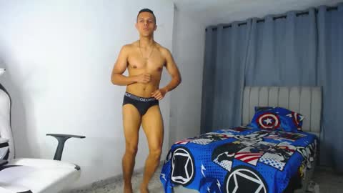 Snapshot of davisito7 chatting on 21, 1, 2025 David Angel online show from 21, 1, 2025