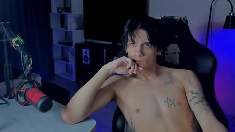 davis online show from 4, 12, 2025