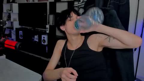 davis online show from 6, 3, 2026