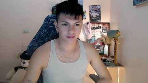 Snapshot of dax_x chatting on 15, 1, 2025 JC LOVER BOY online show from 15, 1, 2025