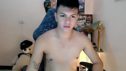 Snapshot of dax_x chatting on 27, 1, 2025 JC LOVER BOY online show from 27, 1, 2025