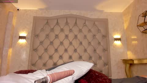 DAYRA ANGELS online show from 24, 1, 2025