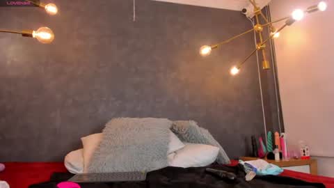 DAYRA ANGELS online show from 27, 6, 2026