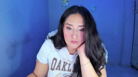 Snapshot of daysi_glow chatting on 28, 3, 2026 online show from 28, 3, 2026