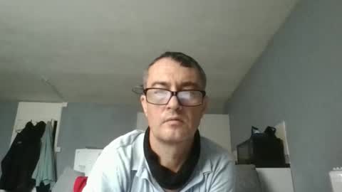 Dazzill online show from 5, 11, 2025
