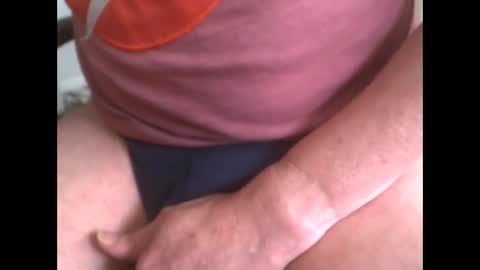 Snapshot of dazzle68 chatting on 17, 11, 2025 Dazzle68 online show from 17, 11, 2025