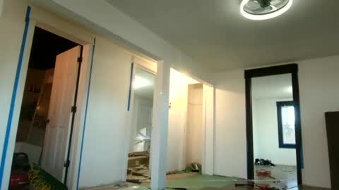 Snapshot of dcrush76 chatting on 8, 1, 2025 DCrush online show from 8, 1, 2025