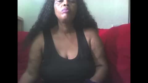 Snapshot of ddboobsnipples chatting on 2, 1, 2025 ddboobsnipples online show from 2, 1, 2025