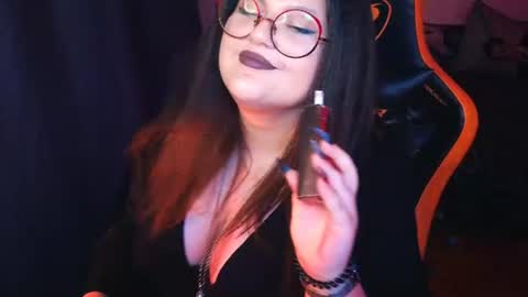 Luna online show from 8, 8, 2026
