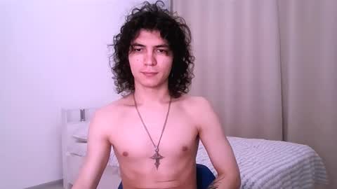 Snapshot of dean_raven chatting on 15, 12, 2025 dean_raven online show from 15, 12, 2025