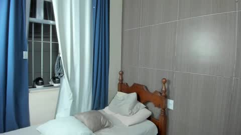 Dean online show from 26, 2, 2025