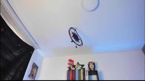 venus  adam online show from 18, 4, 2026