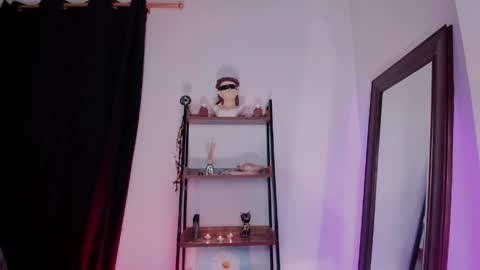 Snapshot of deargrey chatting on 13, 3, 2026 Leyla Grey online show from 13, 3, 2026