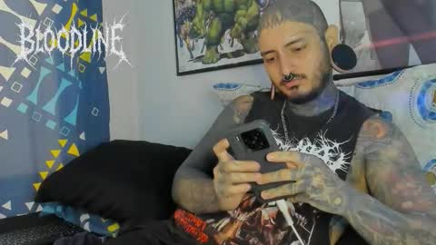    online show from 23, 11, 2025