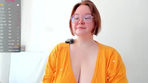 DeboraDebbieDee online show from 4, 8, 2026