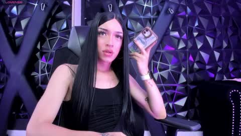 Snapshot of deboracopper chatting on 6, 5, 2026 DeboraCooper online show from 6, 5, 2026