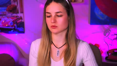 Snapshot of deboralarson chatting on 10, 1, 2025 Debora online show from 10, 1, 2025