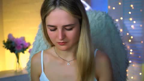 Snapshot of deboralarson chatting on 18, 9, 2025 Debora online show from 18, 9, 2025