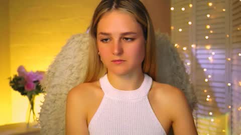 Snapshot of deboralarson chatting on 12, 10, 2025 Debora online show from 12, 10, 2025