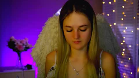 Snapshot of deboralarson chatting on 2, 12, 2025 Debora online show from 2, 12, 2025