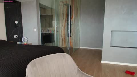 Monique online show from 14, 11, 2025