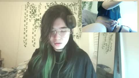 deciduousdoll online show from 17, 1, 2026