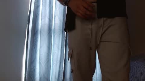 Santiago online show from 19, 2, 2025