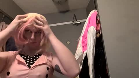 Snapshot of deedeequeen420 chatting on 28, 2, 2025 deedeequeen420 online show from 28, 2, 2025