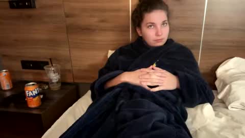 deepthroatqueen33 online show from 5, 3, 2026